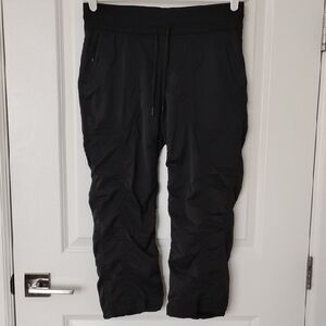 NWT The North Face Black Capri Pants